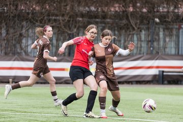 Bild 439 - wBJ FC St. Pauli - Walddoerfer SV : Ergebnis: 3:4